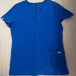 FIGS CASMA SCRUB TOP